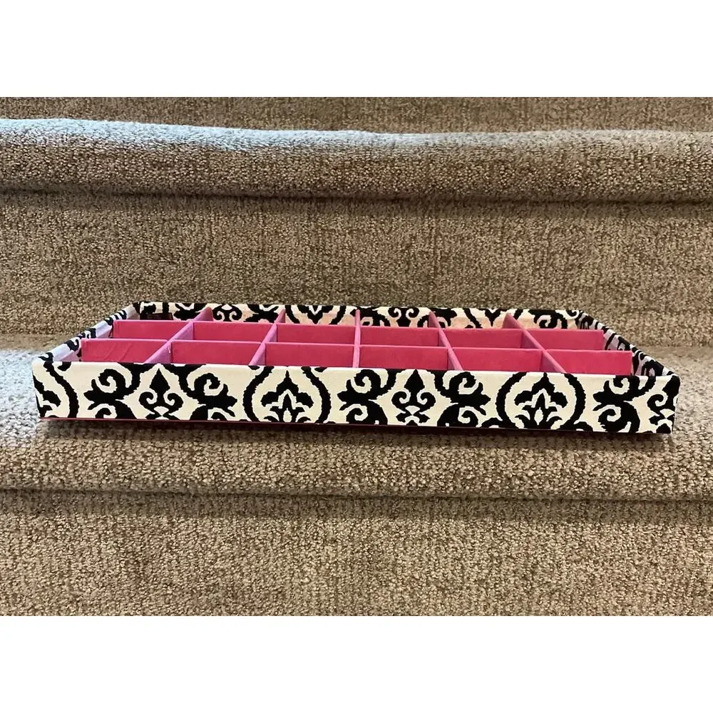 Enchante Accessories Jewelry tray - black white pink